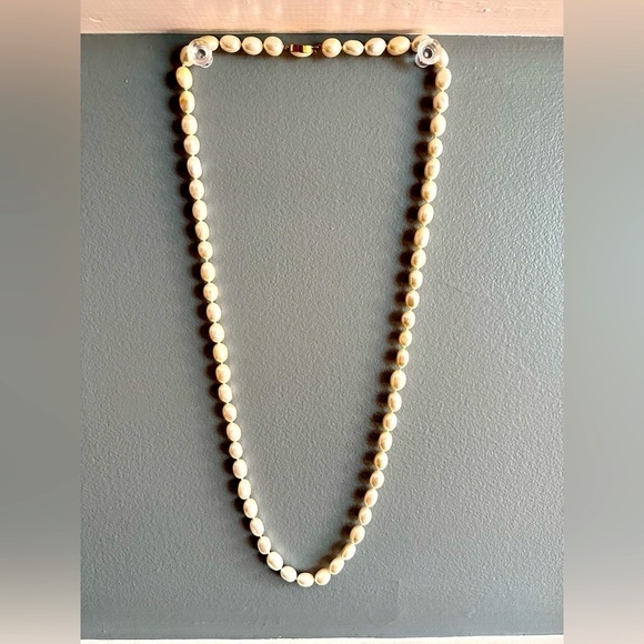 VTG Glass Pearl Necklace And Knotted Cream Color Estate Jewelry Statement 5382 B - Picture 1 of 12